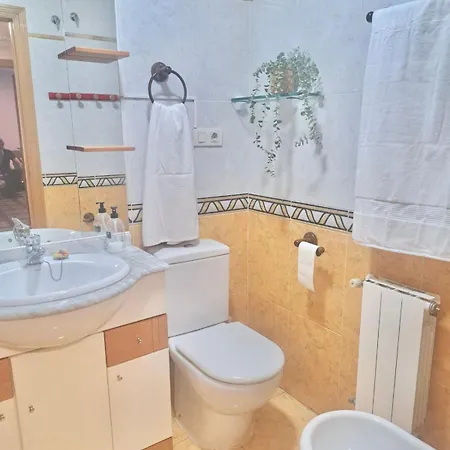 A 5 Minutos Del Centro Parking Privado 아파트 오비에도