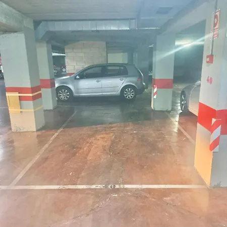 A 5 Minutos Del Centro Parking Privado * اوفيدو